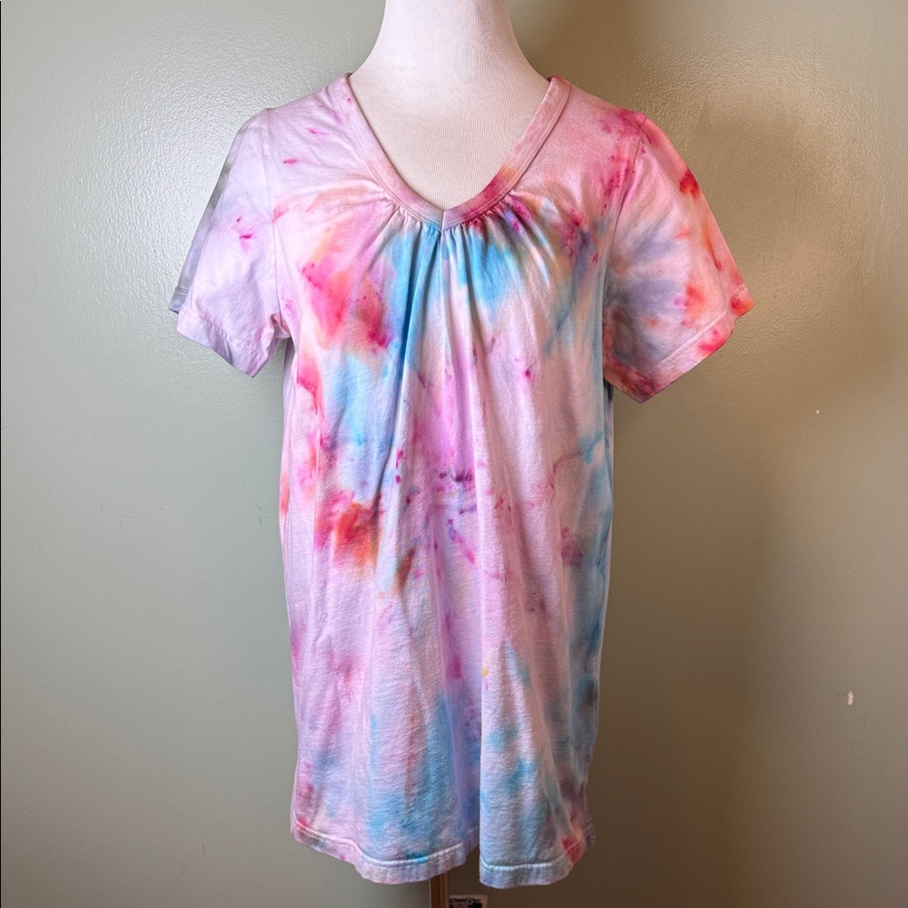 Tie-Dye V-Neck Women's Top